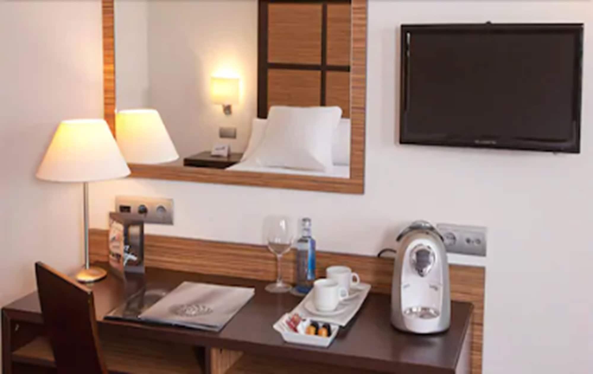 Aparthotel Attica21 As Galeras Bastiagueiro 외부 사진